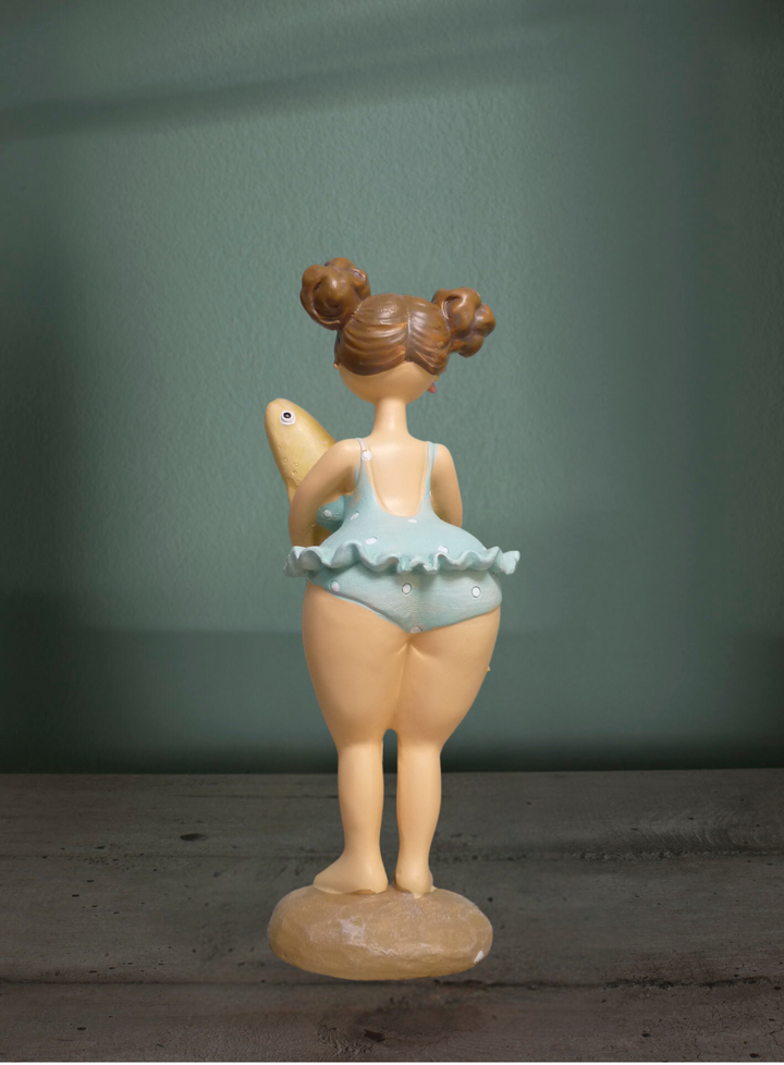 Statuina decorativa donna in costume da bagno, tema mare e pesca. Stile retrò. Poliresina. 9x9x22cm